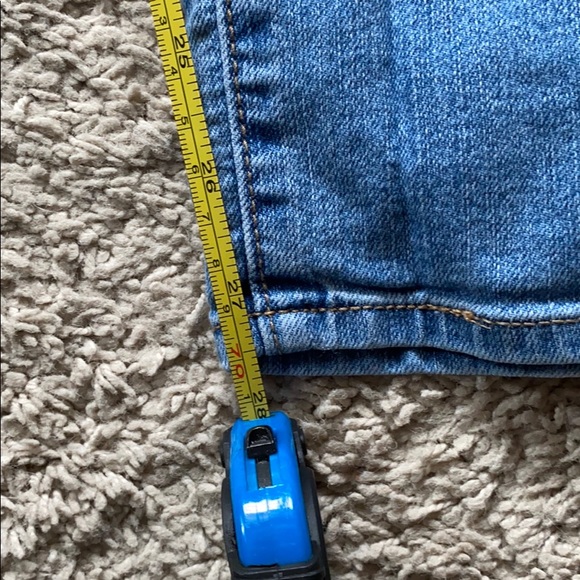 Old Navy Super Skinny jeans - Picture 5 of 6